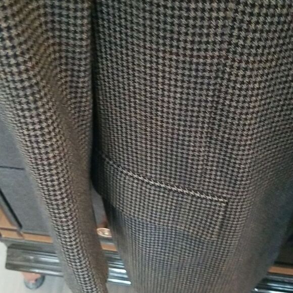 MEN'S JACKET!! - Picture 5 of 5